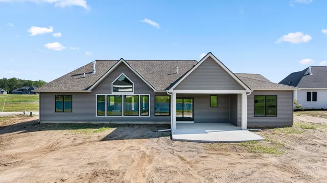 $615,000 | 17645 Monza Pass, Huntertown, IN 46748