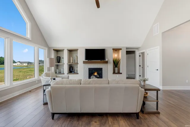 $615,000 | 17645 Monza Pass, Huntertown, IN 46748