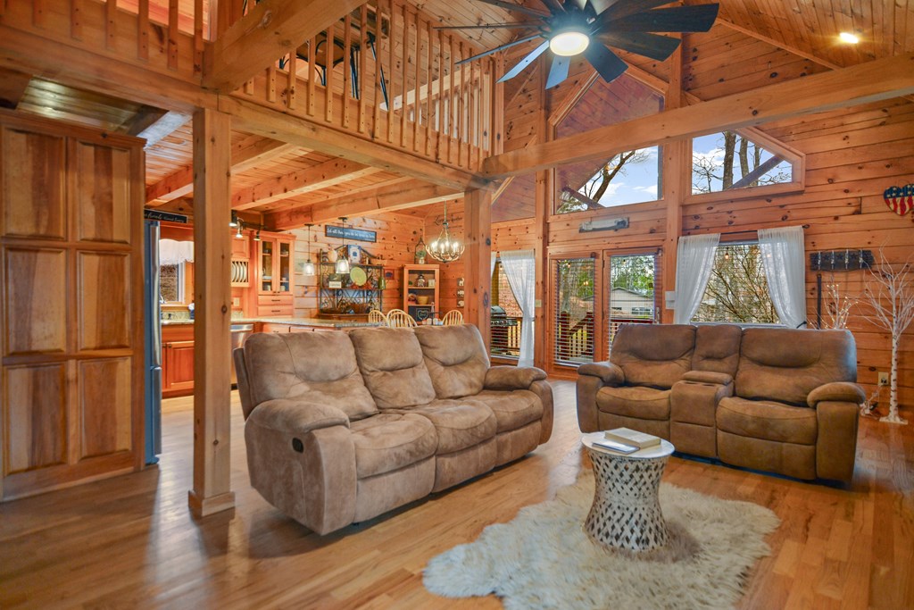 385 Shields Road Mineral Bluff, GA 30559 - Photo 11 of 38