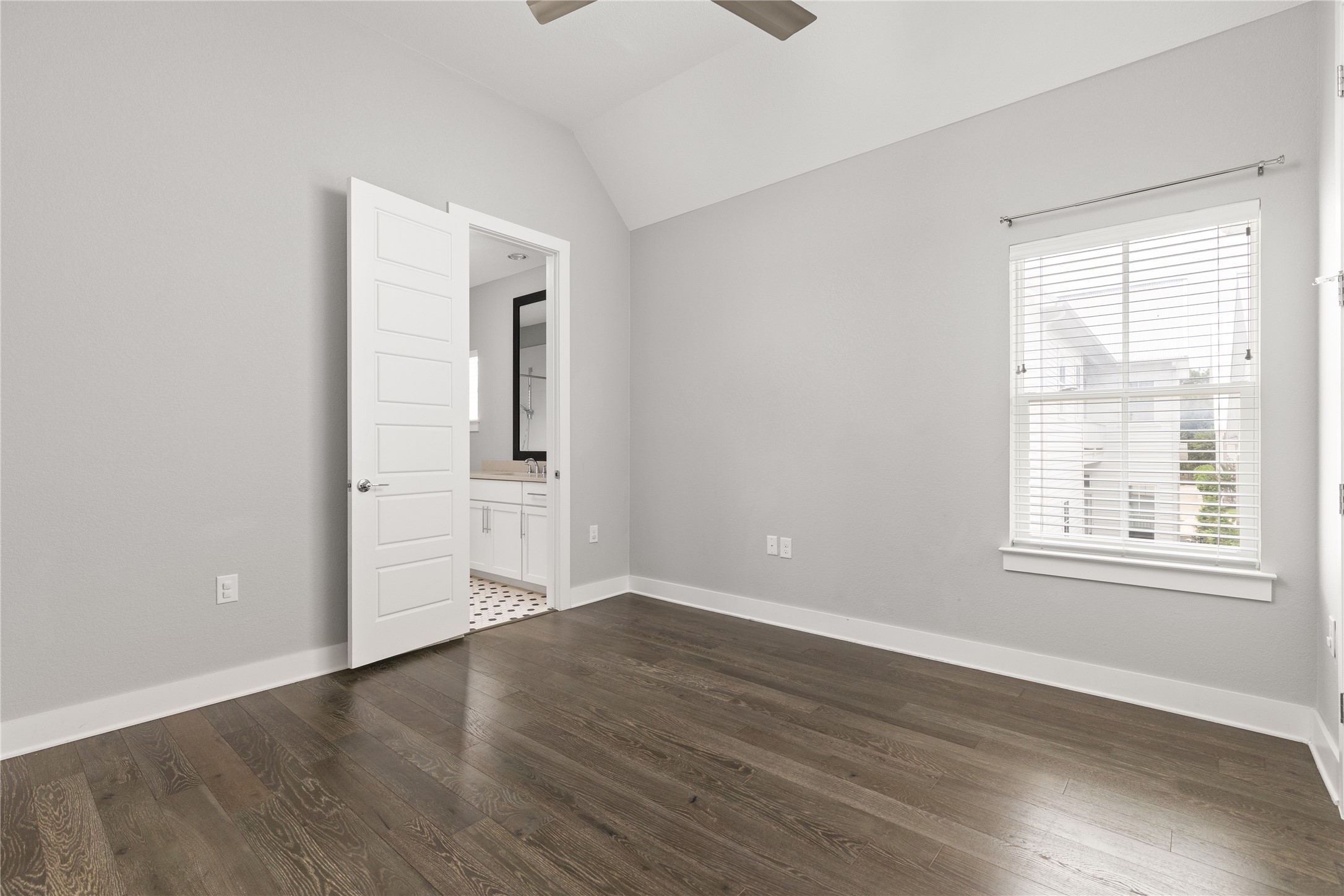 4810 Springdale Road Austin, TX 78723 - Photo 27 of 36