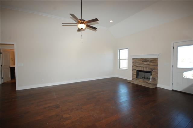 2377 Bluebird Road Lebanon, TN 37087 - Photo 3 of 9 Gallery Image 3