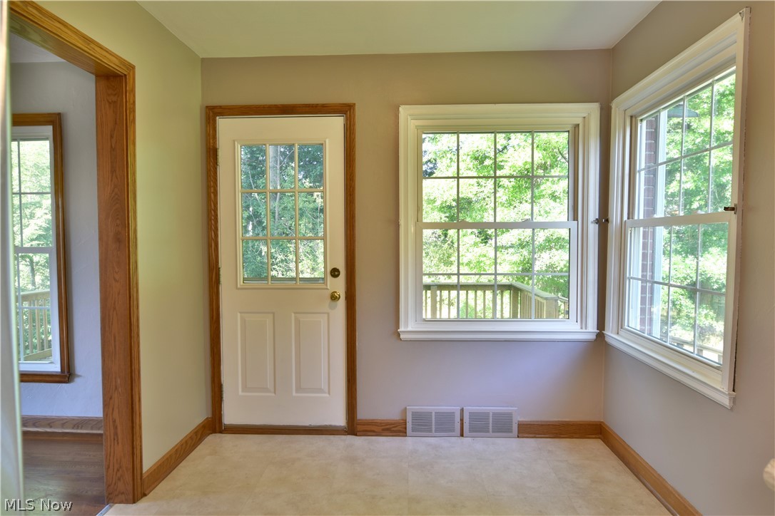 4453 Canfield Road Canfield, OH 44406 - Photo 18 of 35 Gallery Image 18