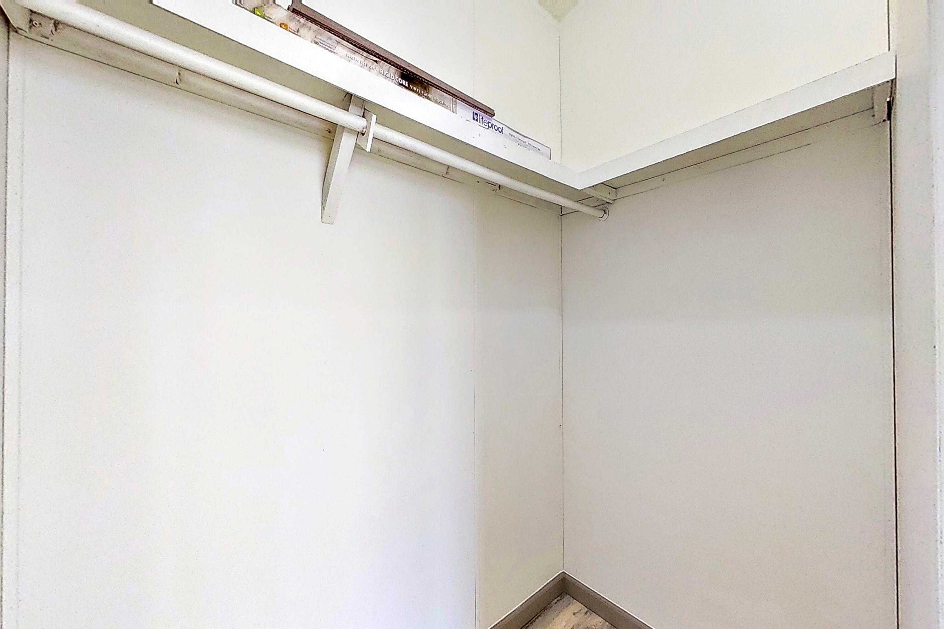 620 West Upjohn Avenue, Unit SPC 33 Ridgecrest, CA 93555 - Photo 23 of 46 master closet