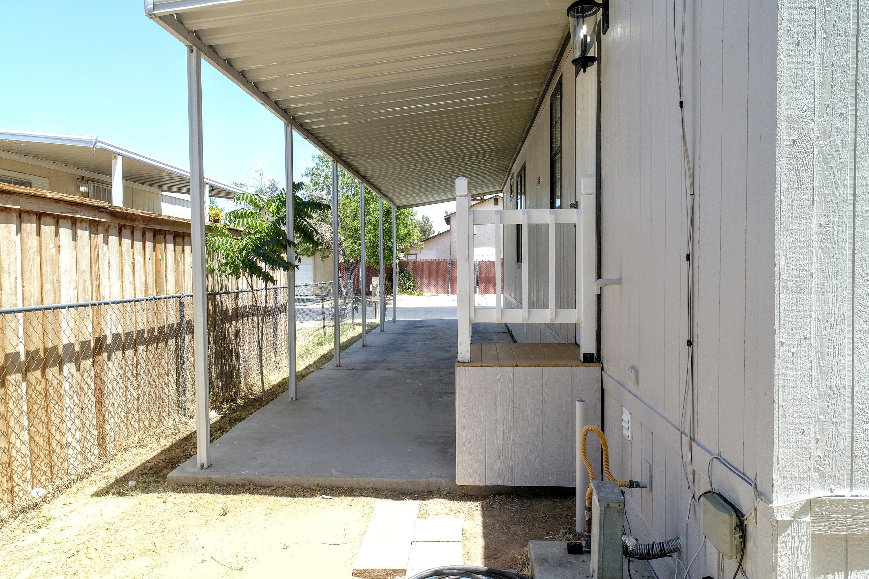 620 West Upjohn Avenue, Unit SPC 33 Ridgecrest, CA 93555 - Photo 29 of 46 carport