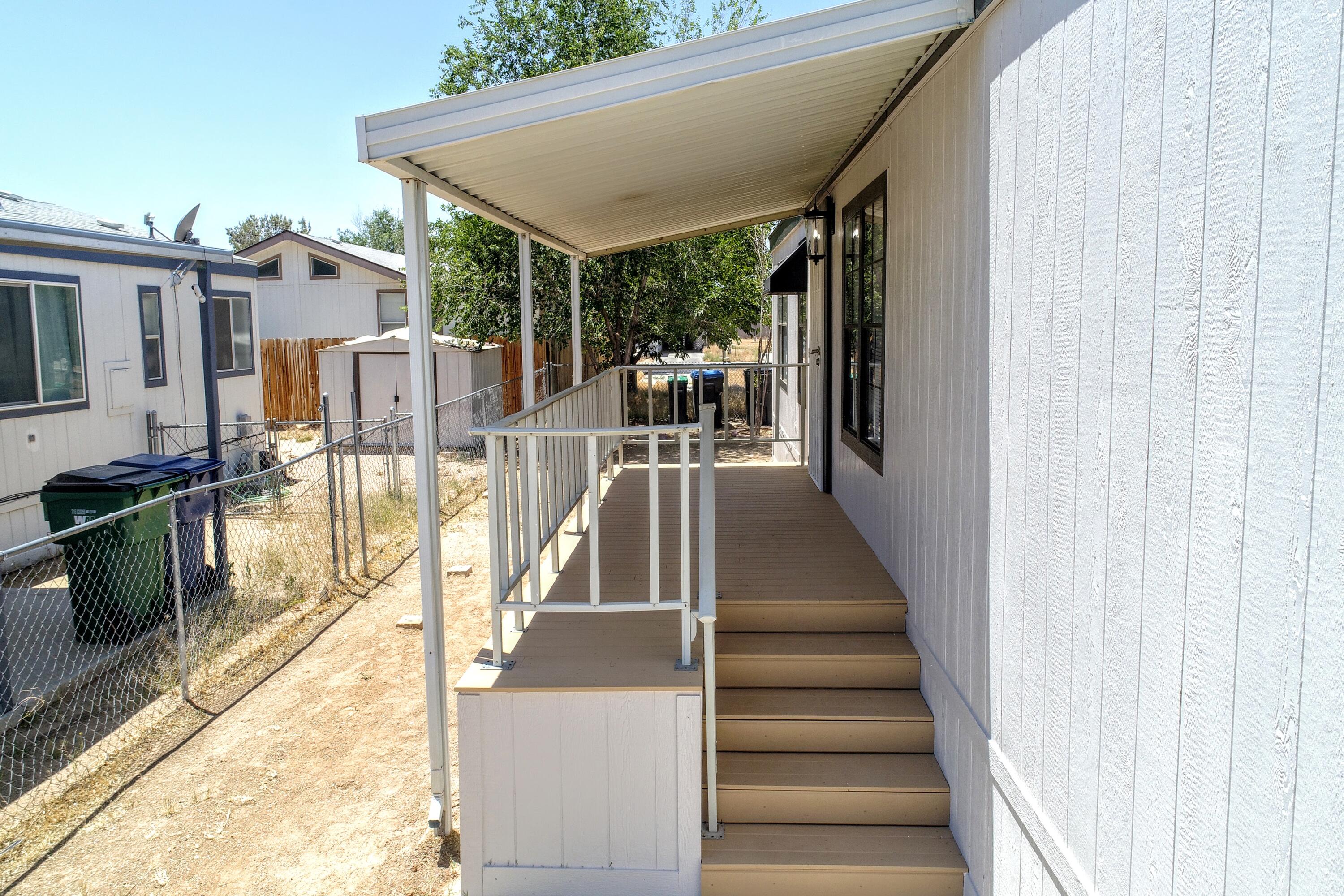 620 West Upjohn Avenue, Unit SPC 33 Ridgecrest, CA 93555 - Photo 31 of 46 front porch2