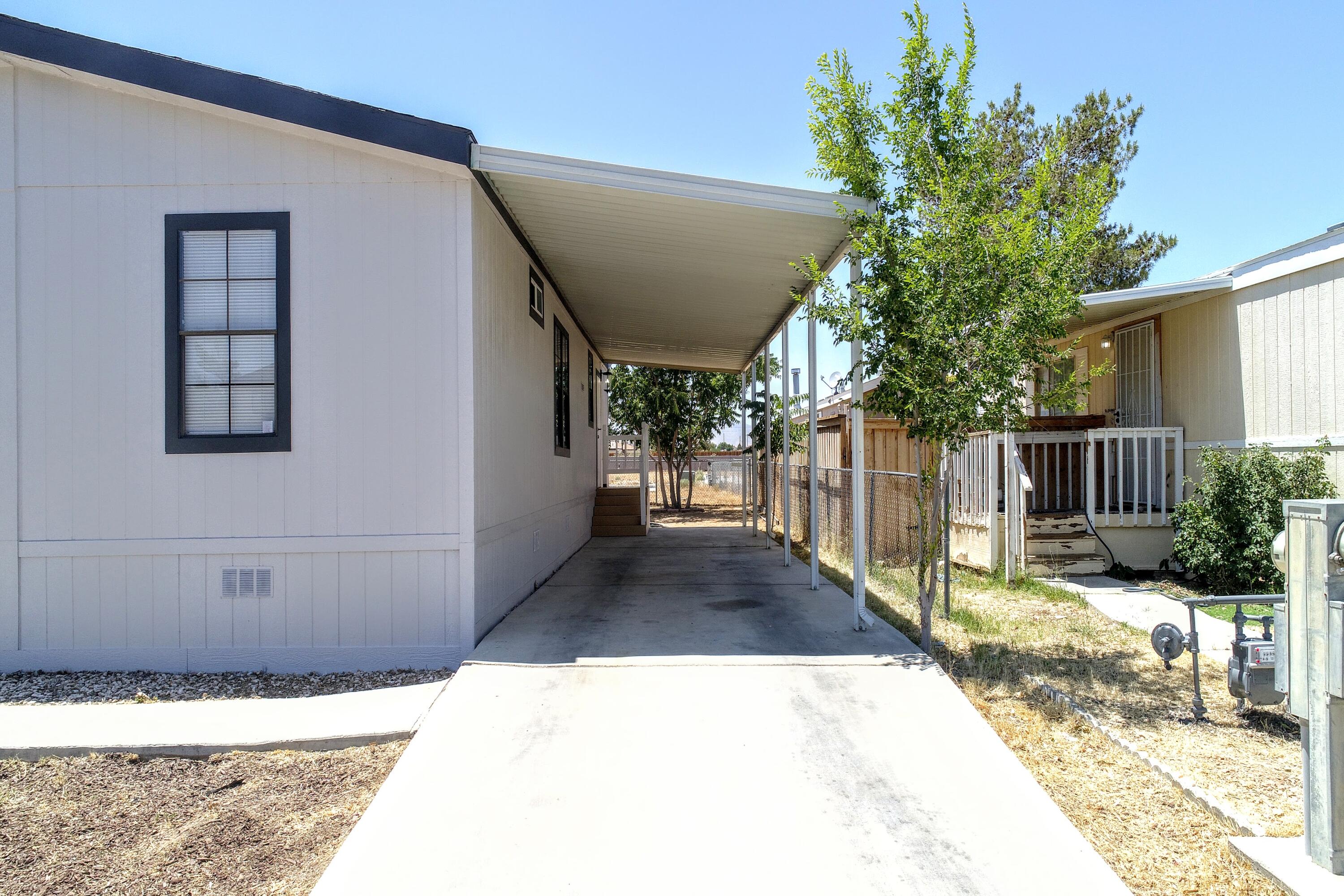 620 West Upjohn Avenue, Unit SPC 33 Ridgecrest, CA 93555 - Photo 34 of 46 Front view carport