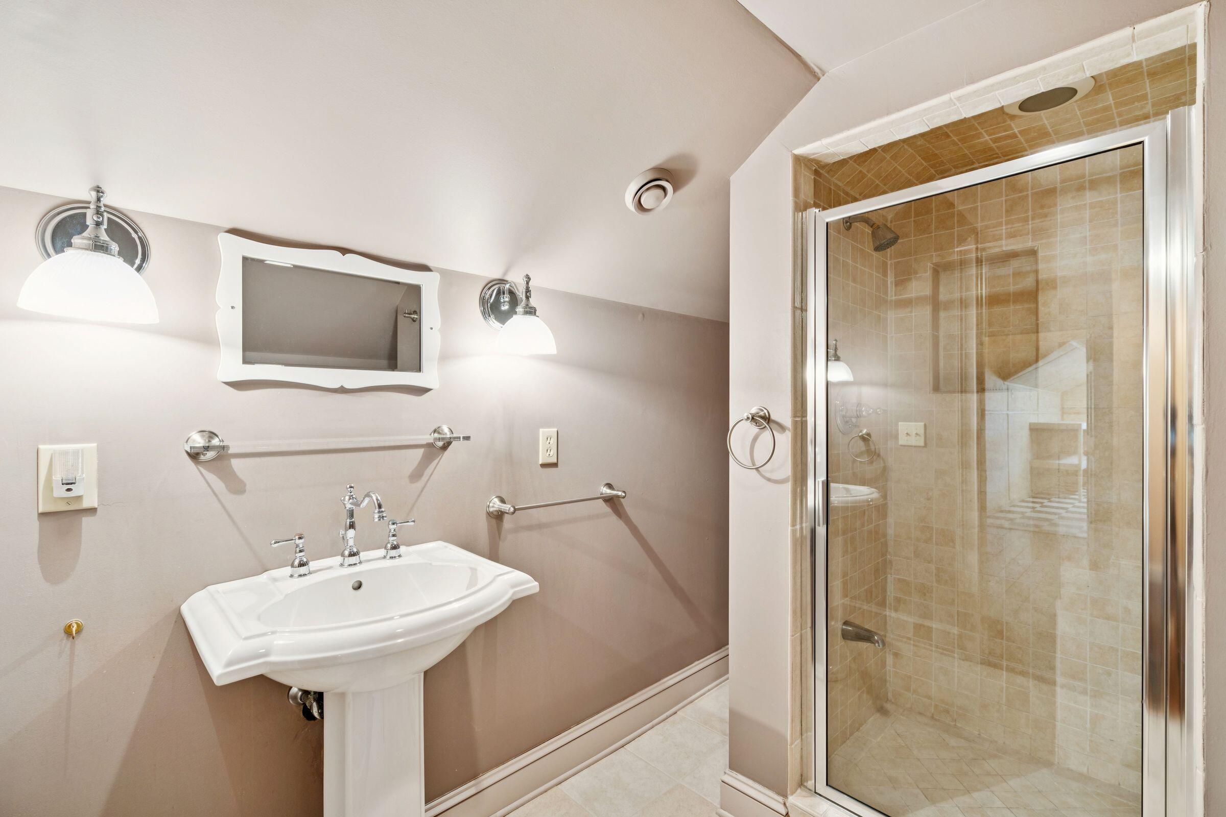 66 Rutledge Avenue Charleston, SC 29401 - Photo 48 of 82 66 Rutledge Avenue