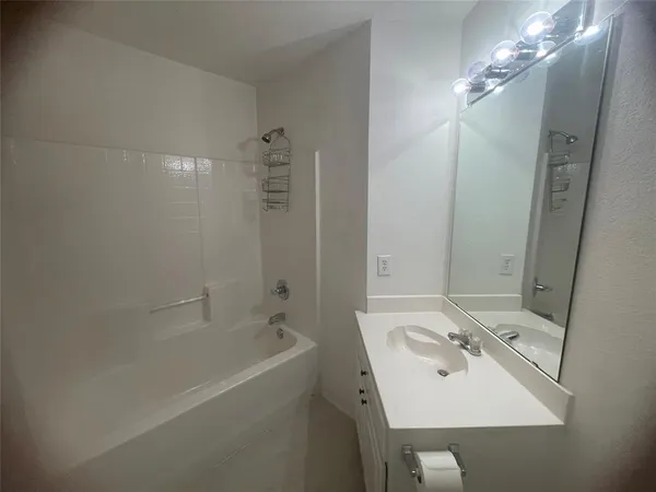 $2,295 | 1825 Kingsbrook Trail, Fort Worth, TX 76120