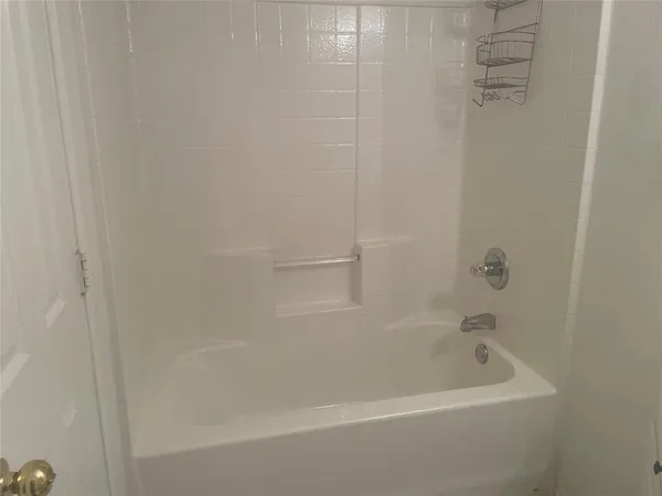 $2,295 | 1825 Kingsbrook Trail, Fort Worth, TX 76120