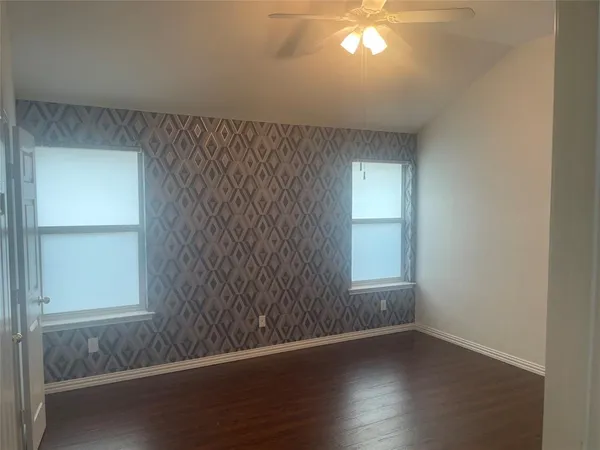 $2,295 | 1825 Kingsbrook Trail, Fort Worth, TX 76120