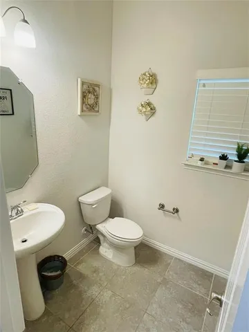 $399,000 | 208 Mineral Point Drive, Aledo, TX 76008