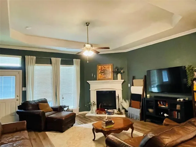 $399,000 | 208 Mineral Point Drive, Aledo, TX 76008