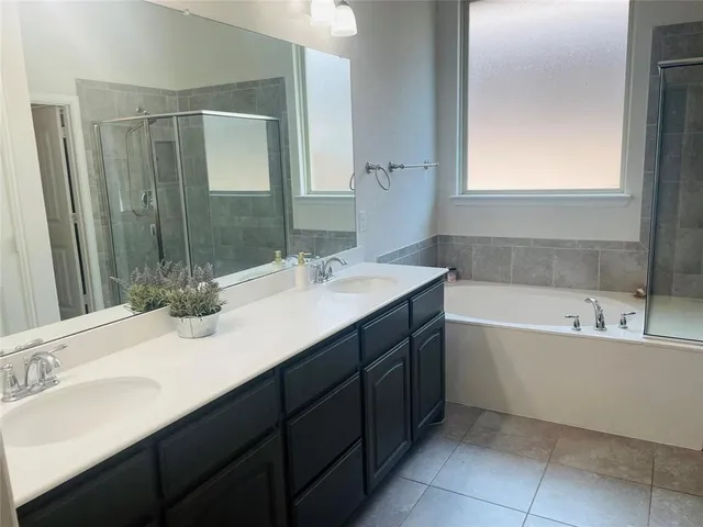 $399,000 | 208 Mineral Point Drive, Aledo, TX 76008