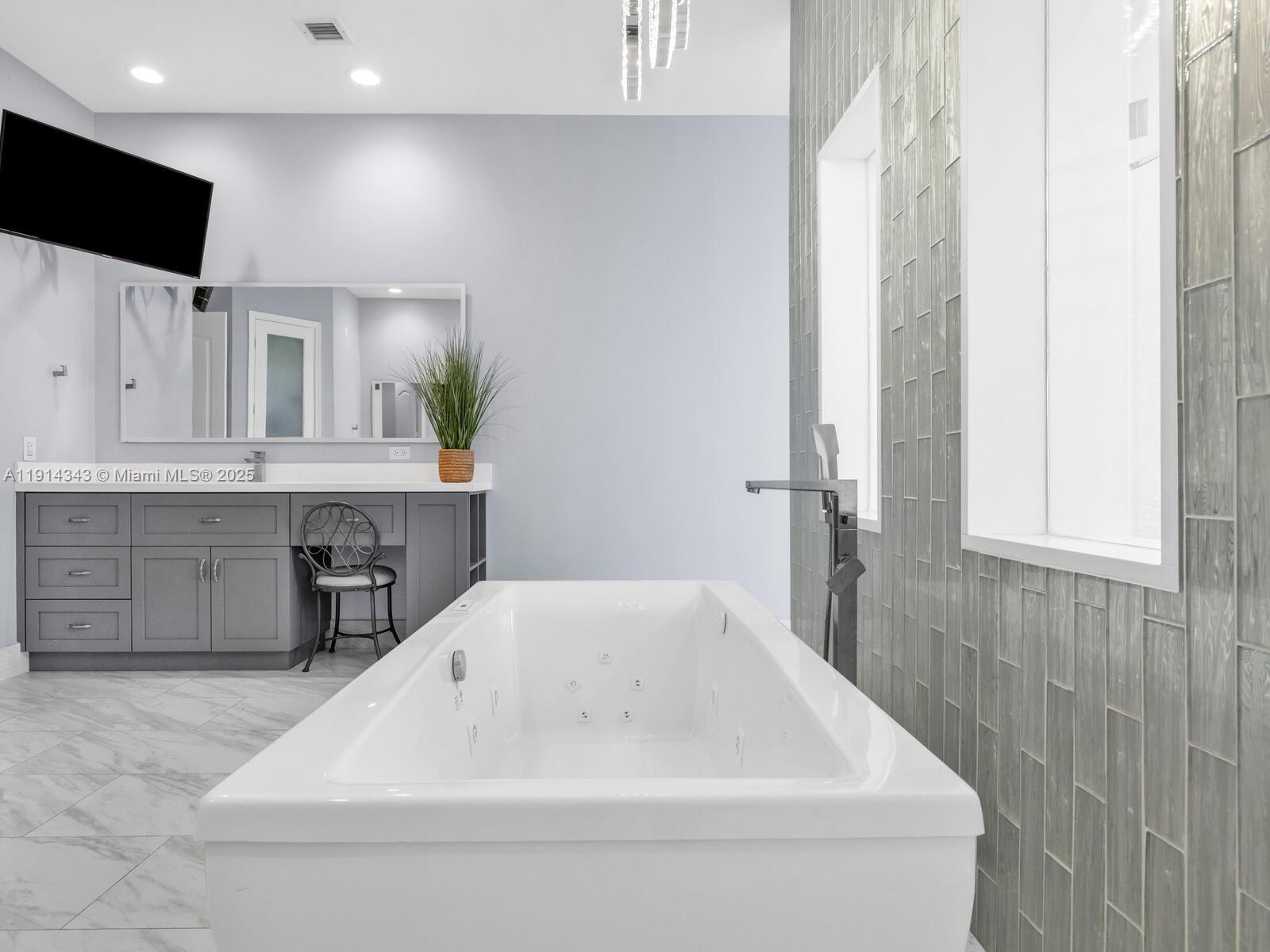 12995 Southwest 40 Street Davie, FL 33330 - Photo 38 of 79