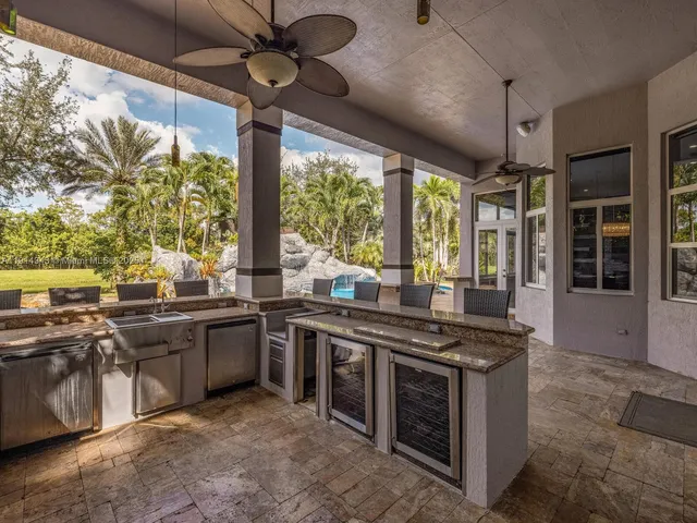 $2,500,000 | 12995 Southwest 40 Street, Davie, FL 33330