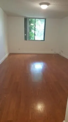 $2,000 | 733 Southeast 1st Way, Unit 104, Deerfield Beach, FL 33441