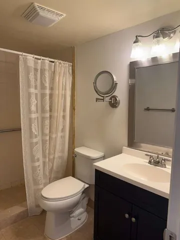 $2,000 | 733 Southeast 1st Way, Unit 104, Deerfield Beach, FL 33441