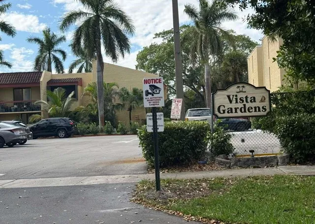 $2,000 | 733 Southeast 1st Way, Unit 104, Deerfield Beach, FL 33441