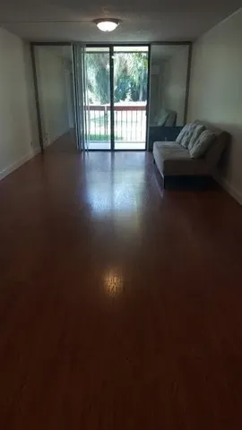 $2,000 | 733 Southeast 1st Way, Unit 104, Deerfield Beach, FL 33441