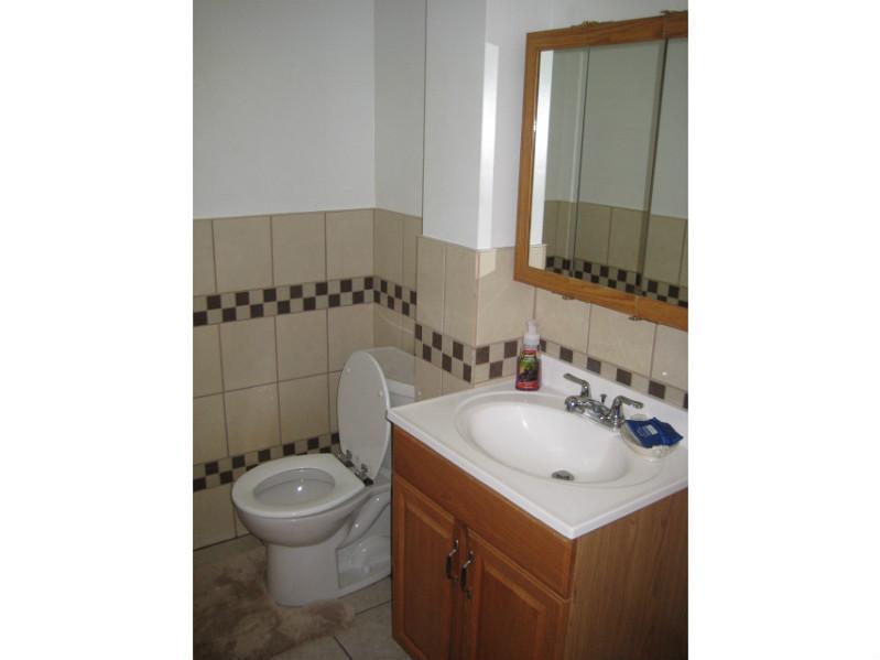 345 Johnston Road Upper St. Clair, PA 15241 - Photo 19 of 25 Partial Bath.
