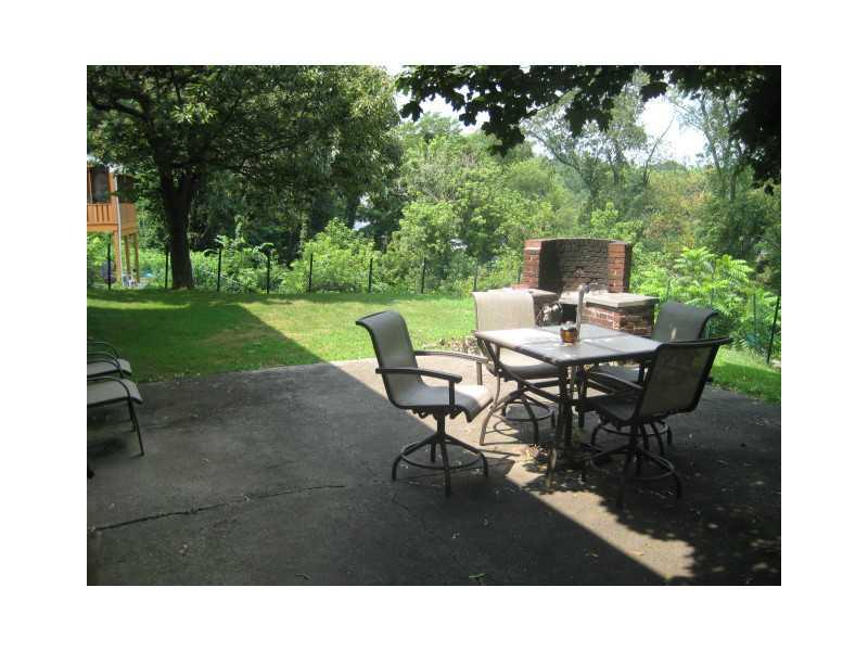 345 Johnston Road Upper St. Clair, PA 15241 - Photo 25 of 25 Yard/Garden.