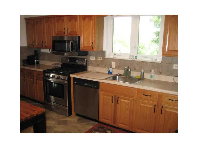 345 Johnston Road Upper St. Clair, PA 15241 - Photo 8 of 25 Kitchen.