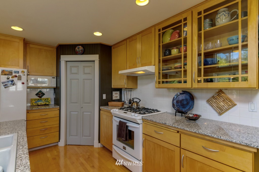 233 Kline Road Bellingham, WA 98226 - Photo 10 of 25