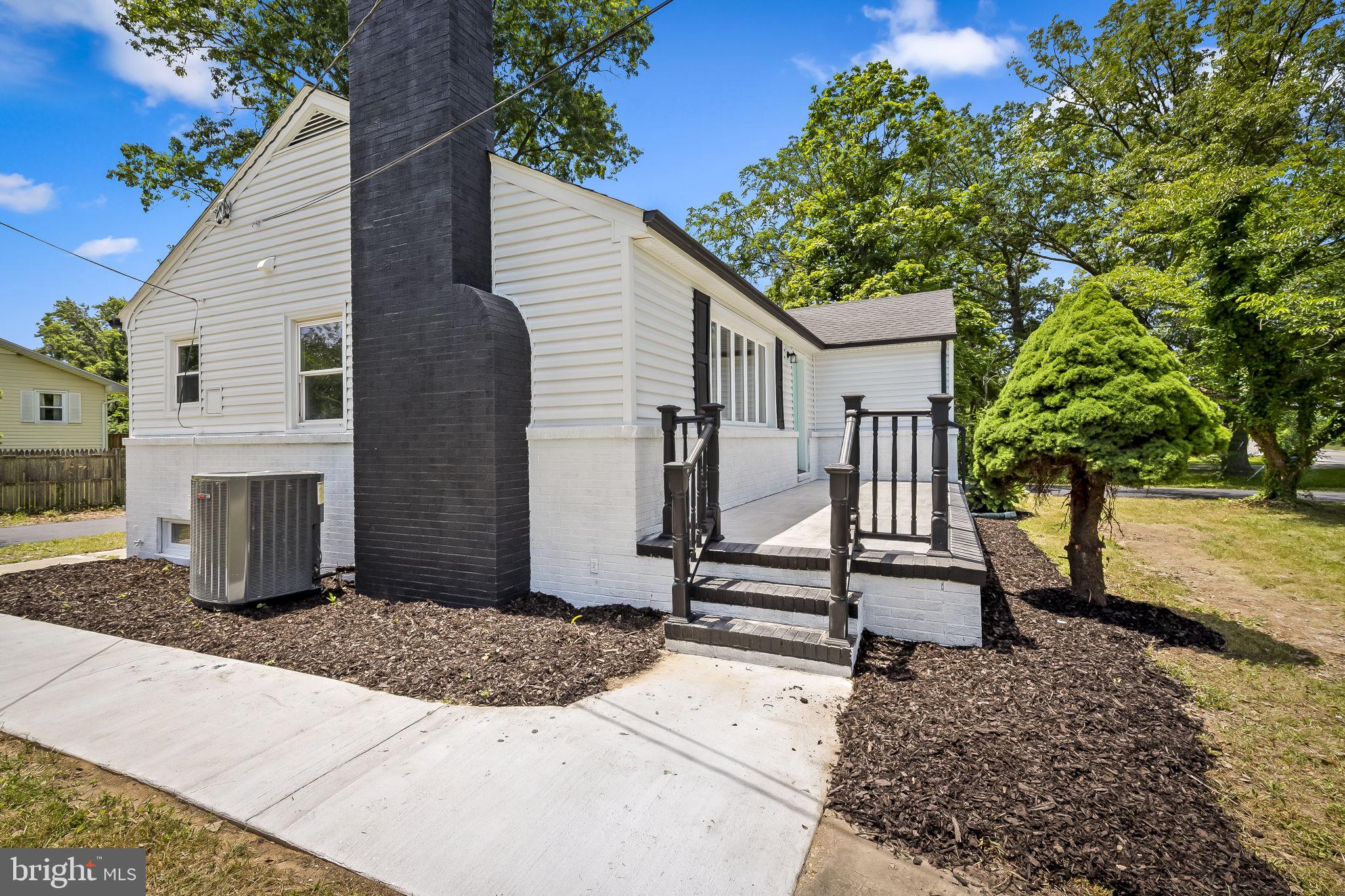 6712 Montgomery Road Elkridge, MD 21075 - Photo 6 of 47 Gallery Image 6