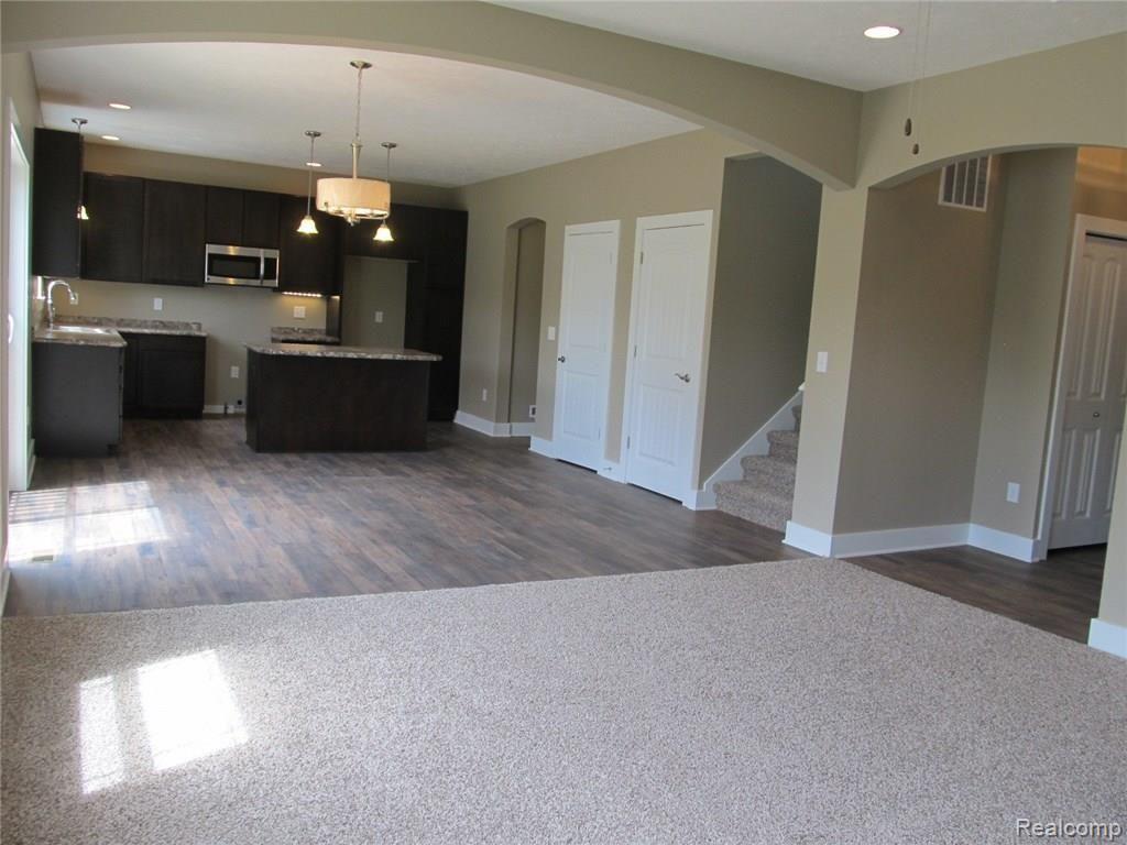 71198 Coon Creek Road Armada, MI 48005 - Photo 5 of 19 Dining Area/Kitchen