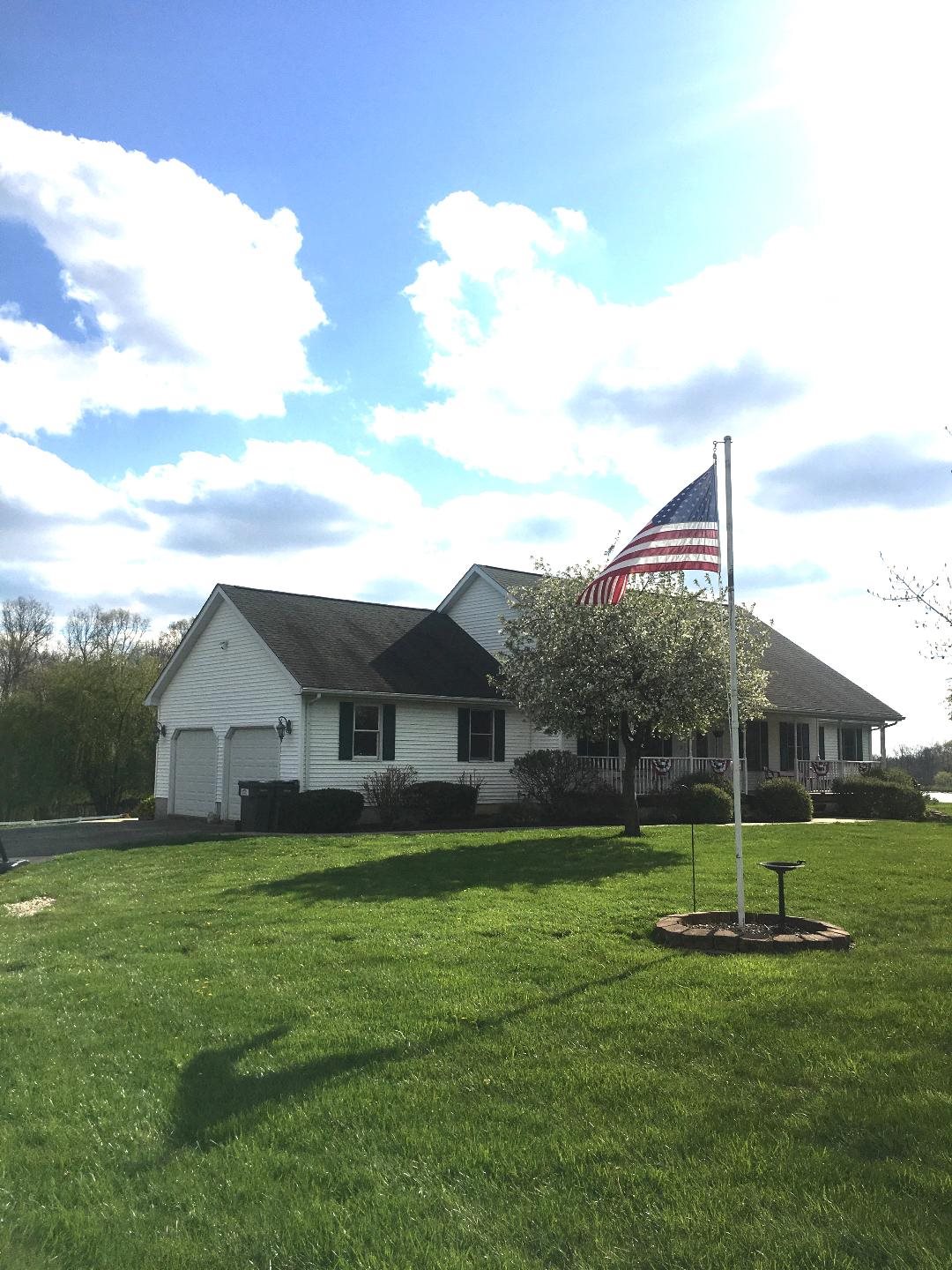 4370 East St Road Bloomfield, IN 47424 - Photo 2 of 35
