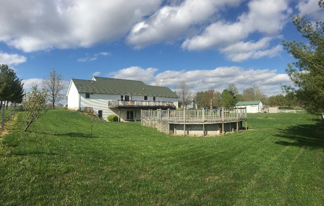 4370 East St Road Bloomfield, IN 47424 - Photo 4 of 35