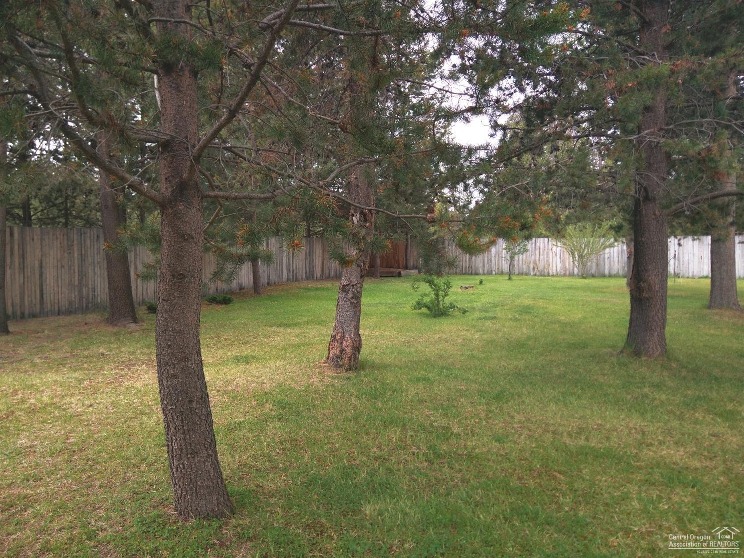 6733 Rosa Lane La Pine, OR 97739 - Photo 23 of 25 Gallery Image 23