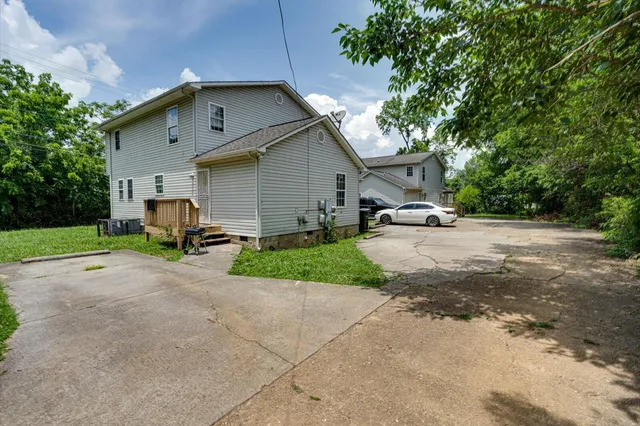 $300,000 | 1203 East 34th Street, Chattanooga, TN 37407