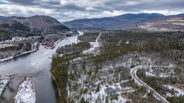$250,000 | 2 Jordan Woods Road, Bethel, ME 04217