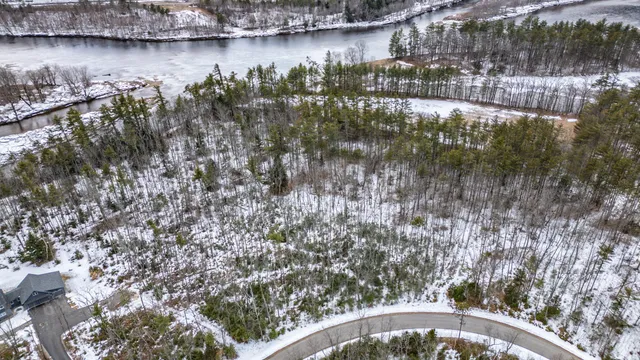 $250,000 | 2 Jordan Woods Road, Bethel, ME 04217