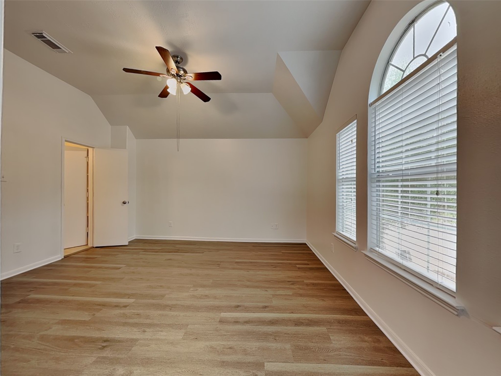 6630 Rusty Ridge Lane Katy, TX 77449 - Photo 8 of 16 Gallery Image 8