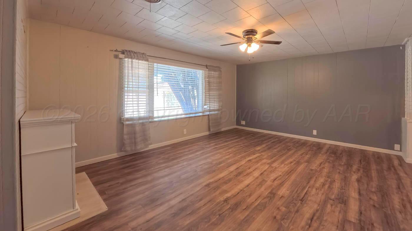 405 South Ridgeland Avenue Fritch, TX 79036 - Photo 5 of 25 img (5 of 25)