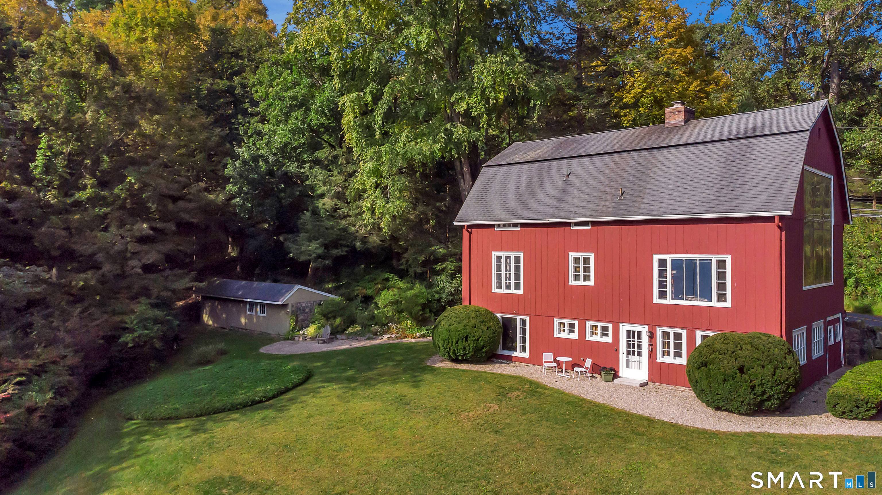 42 Picketts Ridge Road Redding, CT 06896 - Photo 3 of 32