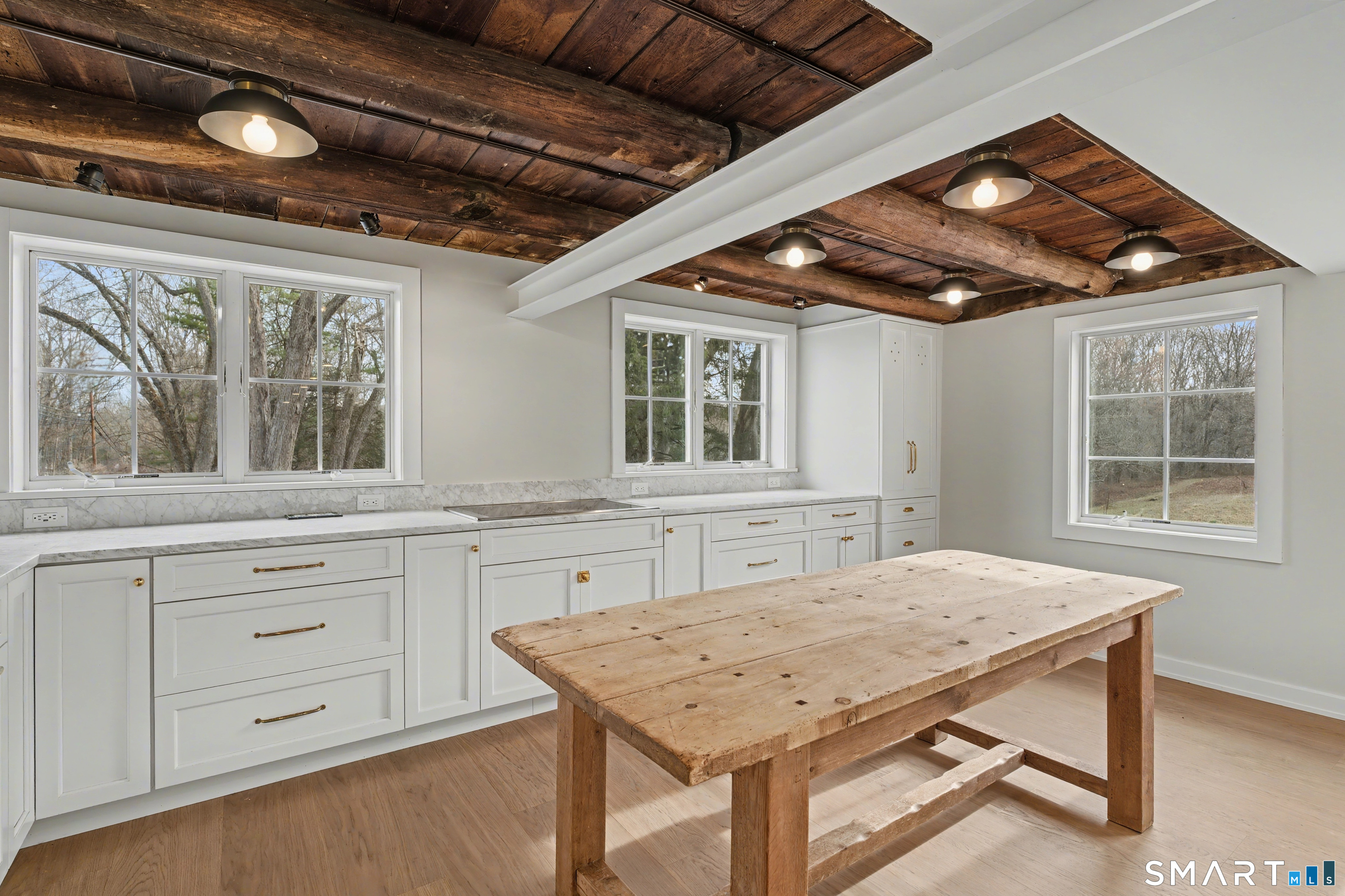 42 Picketts Ridge Road Redding, CT 06896 - Photo 8 of 32