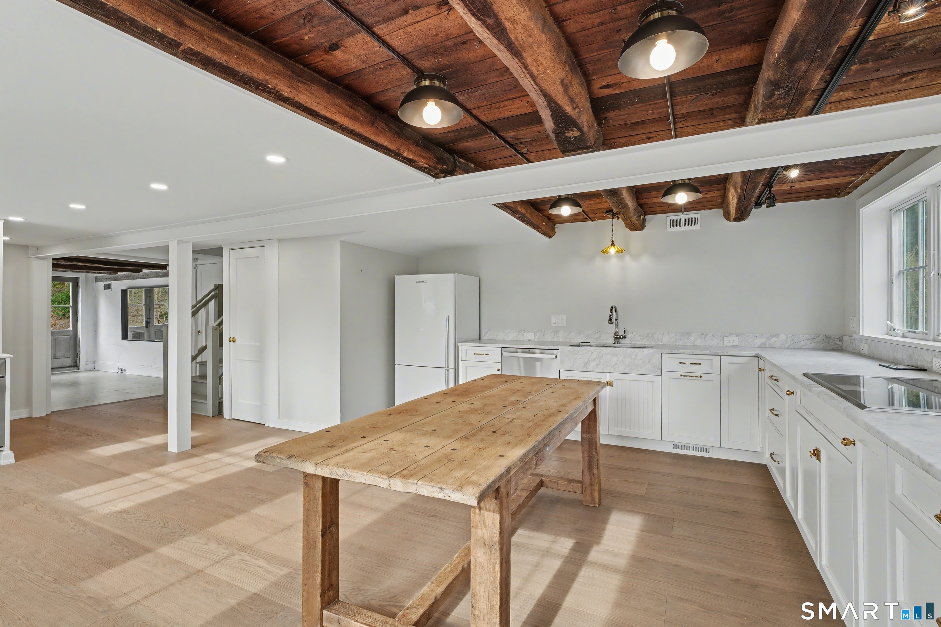 42 Picketts Ridge Road Redding, CT 06896 - Photo 9 of 32