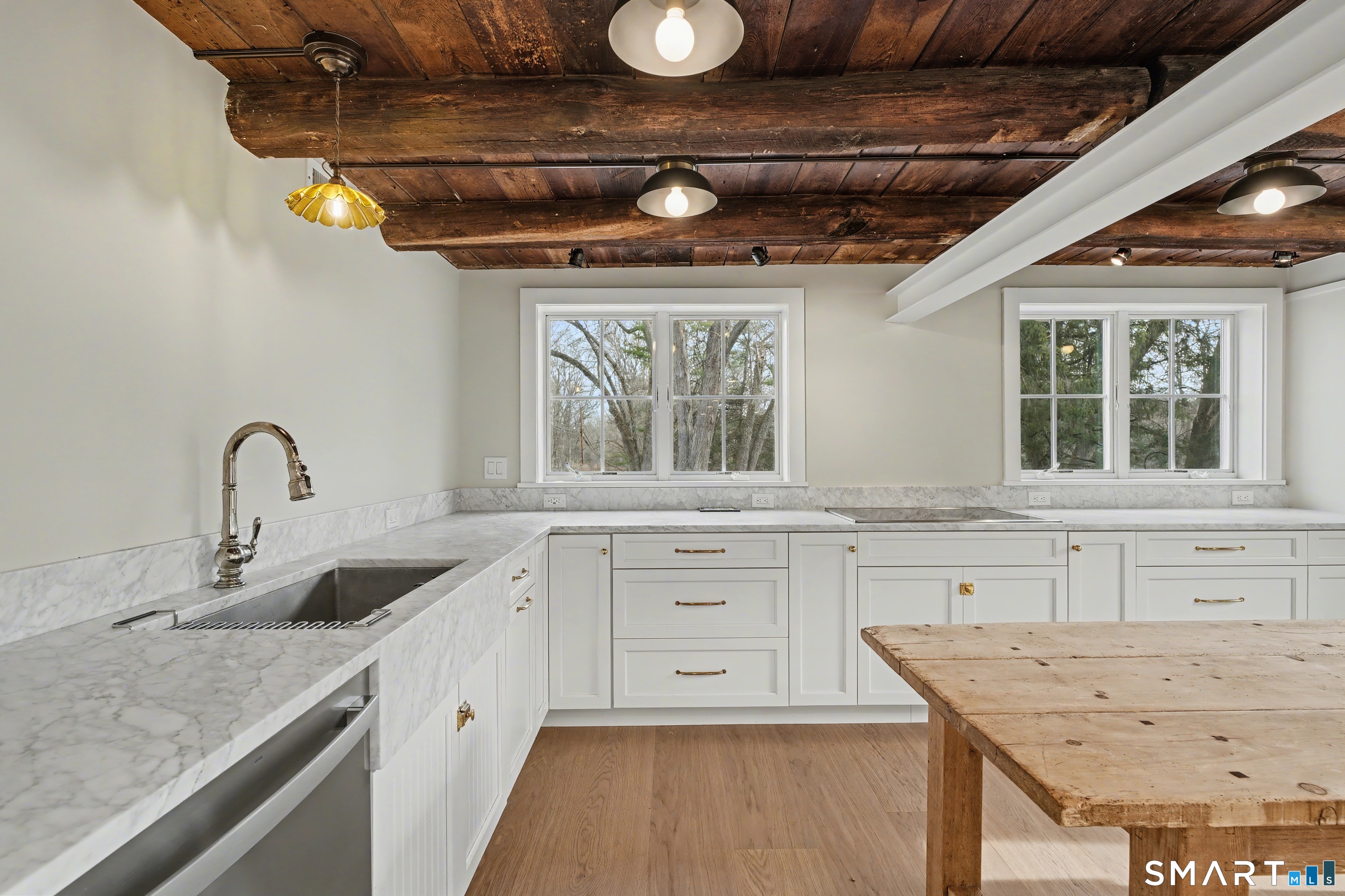 42 Picketts Ridge Road Redding, CT 06896 - Photo 10 of 32