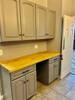 40 Village Road, Unit 1704 (PH4) Middleton, MA 01949 - Photo 14 of 35 a room with stainless steel appliances white cabinets and a sink