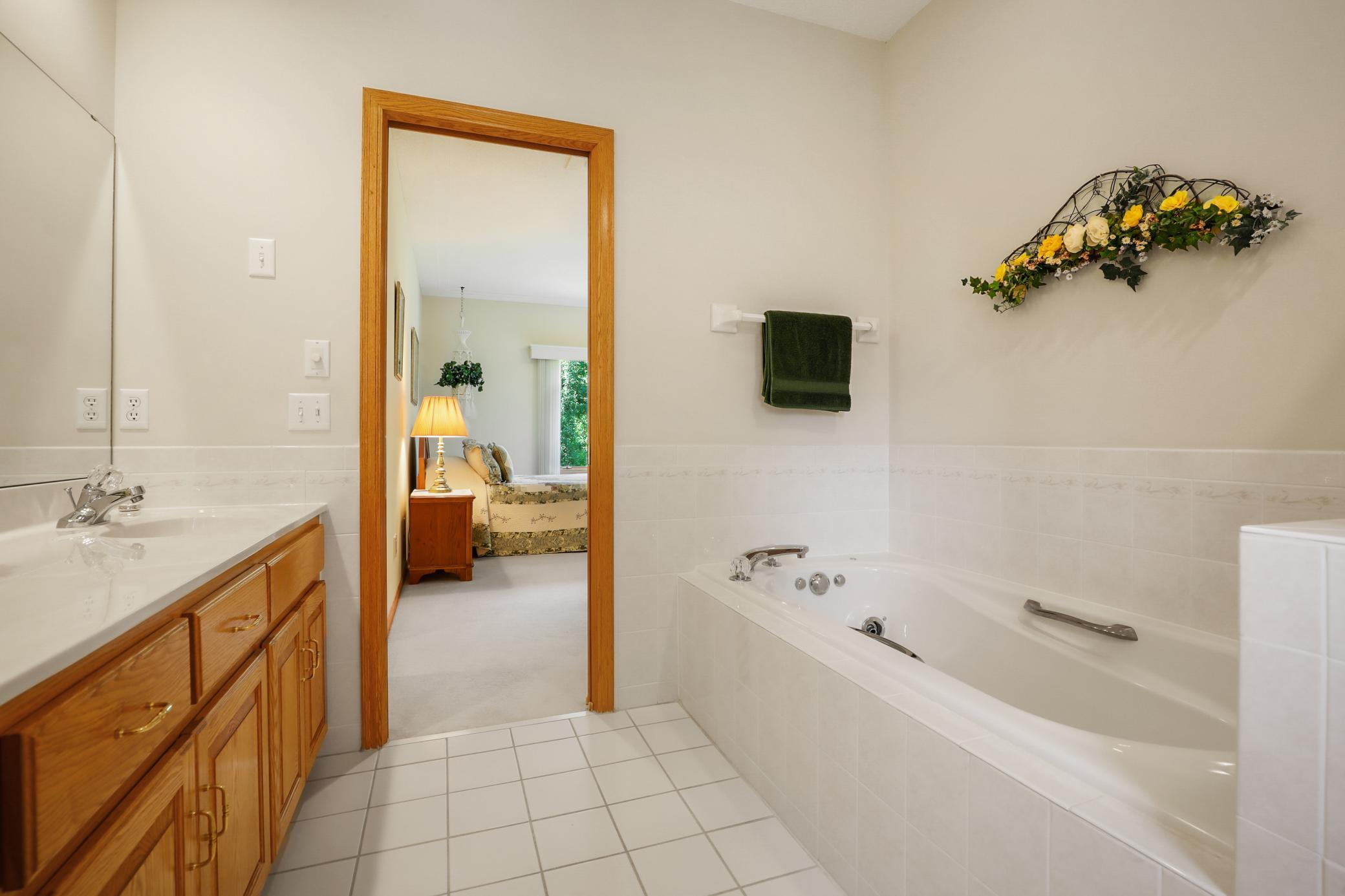 18127 Clear Spring Lane Eden Prairie, MN 55347 - Photo 20 of 60 Gallery Image 20
