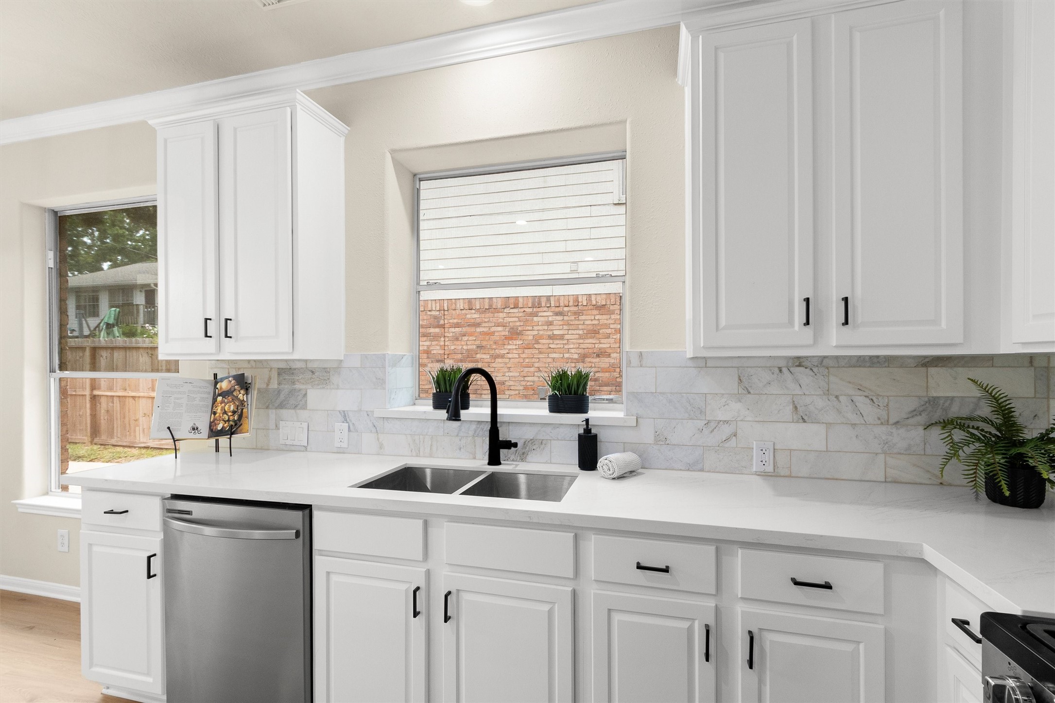 19111 Emory Trail Spring, TX 77388 - Photo 15 of 50 Gallery Image 15
