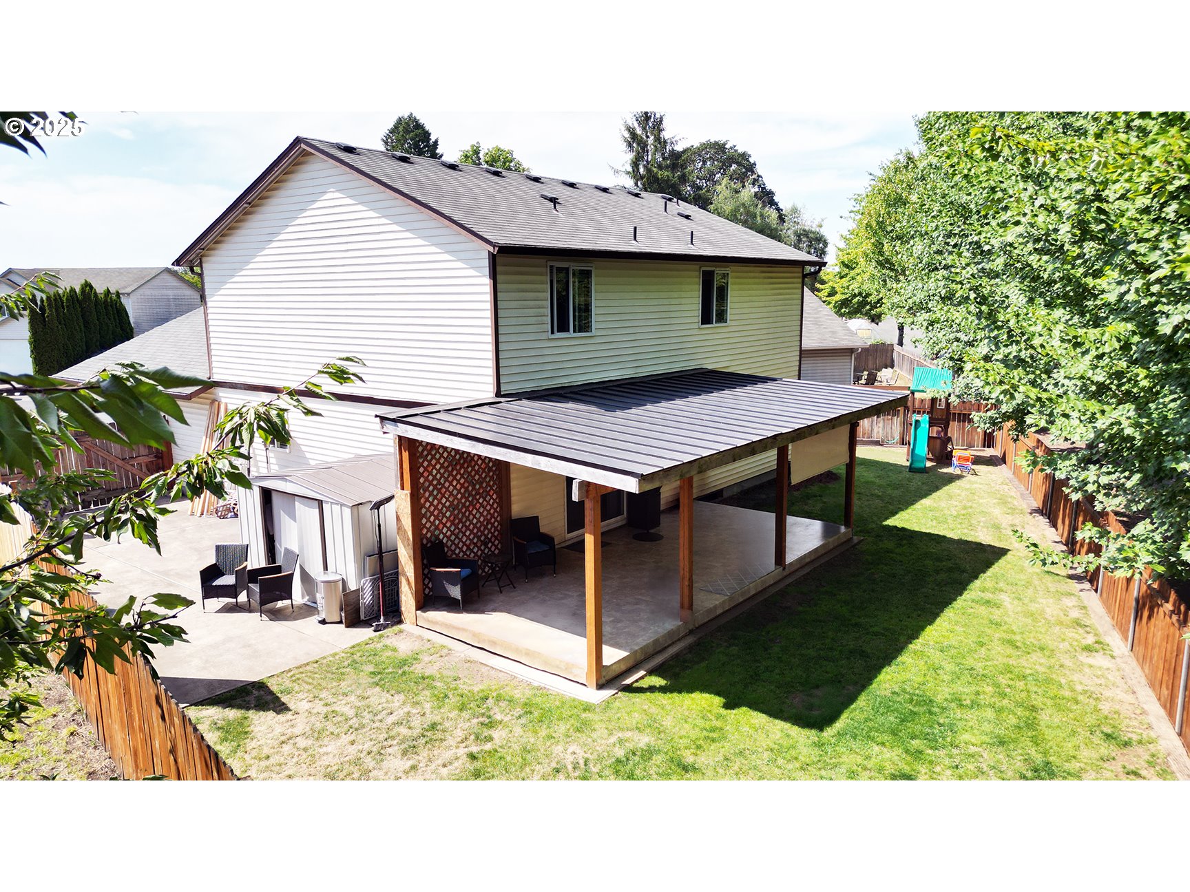 12 Southeast 9th Circle Battle Ground, WA 98604 - Photo 26 of 33 a house view with a backyard space
