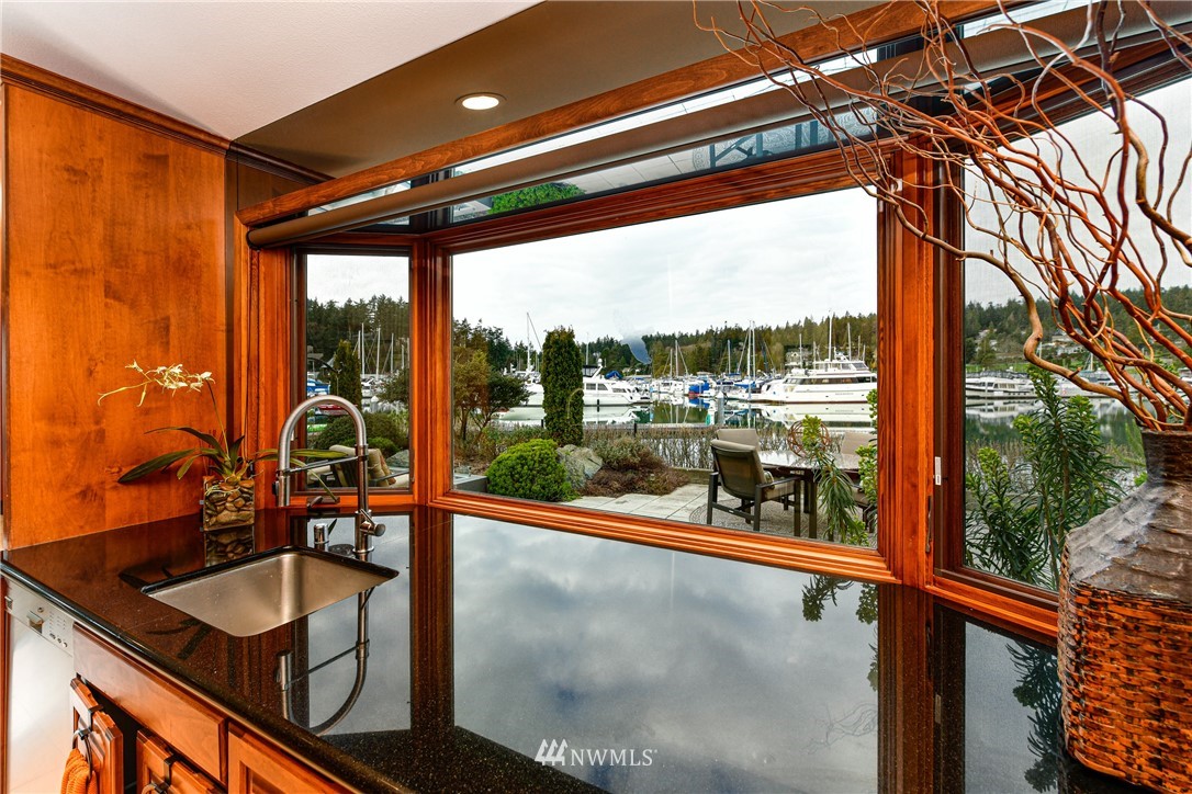 865 Kalispell Drive La Conner, WA 98257 - Photo 13 of 38