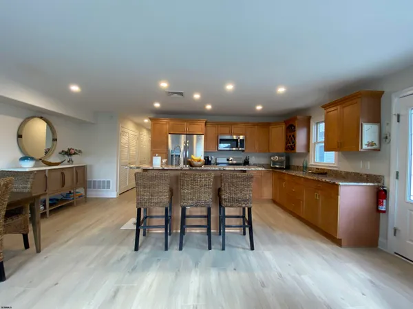 $21,500 | 115 North Washington Avenue, Unit 2, Margate City, NJ 08402