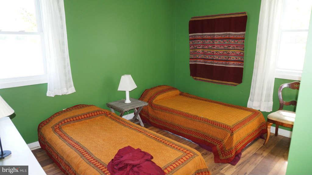 5439 Cassons Neck Road Cambridge, MD 21613 - Photo 27 of 30 Bedroom in Guest House