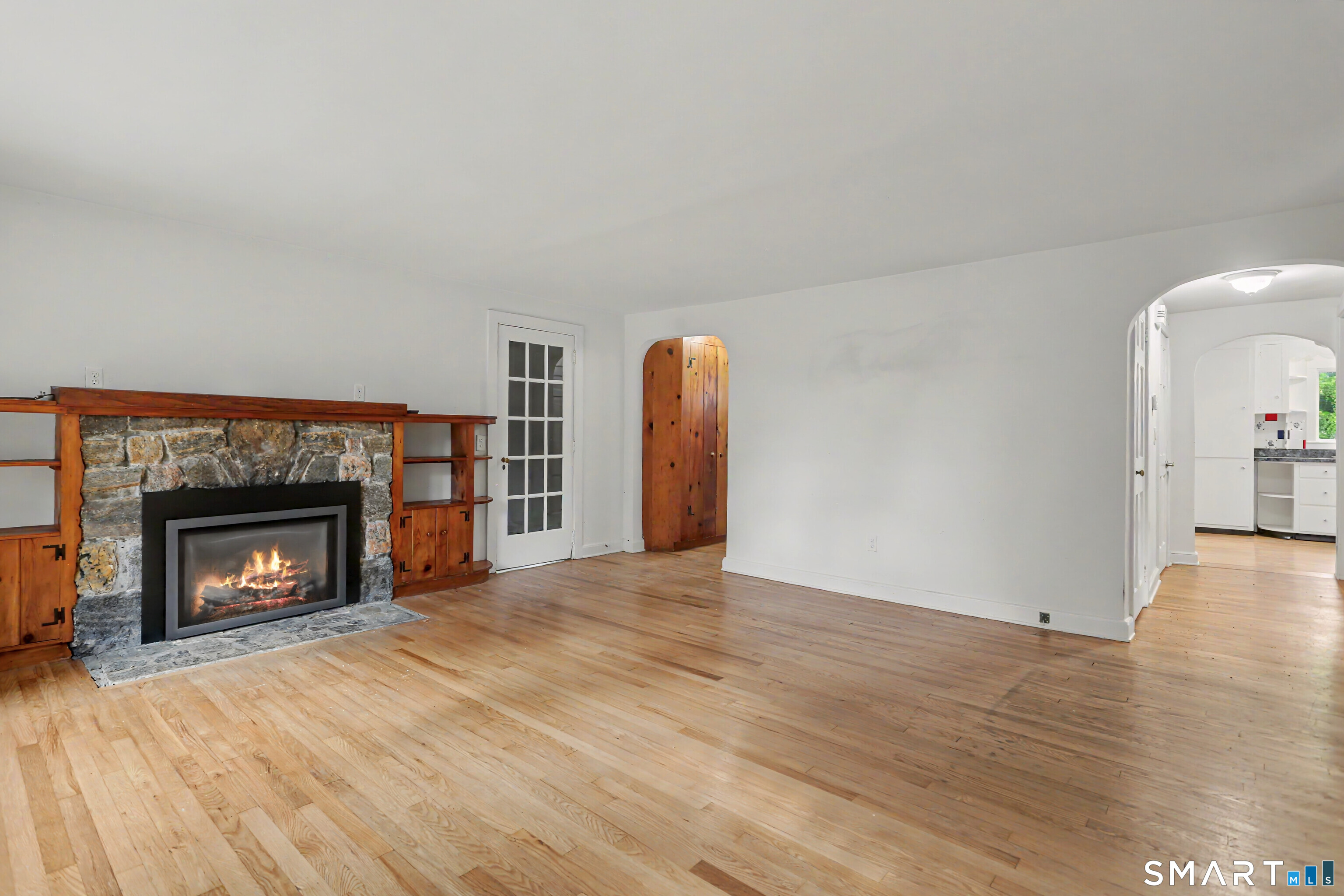 26 Spruce Mountain Road Danbury, CT 06810 - Photo 21 of 40 Living room with gas FP