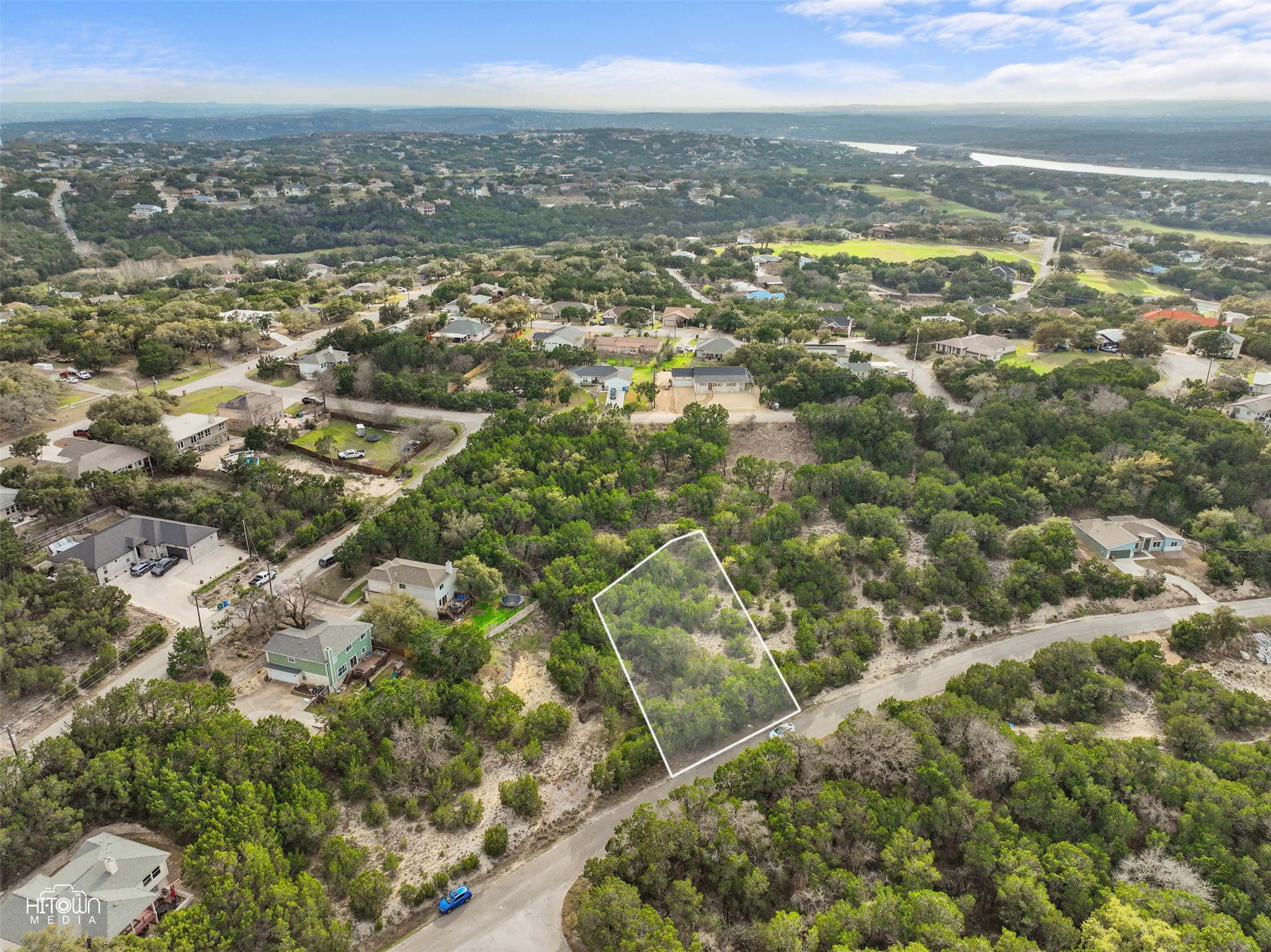 20705 Oak Ridge Lago Vista, TX 78645 - Photo 3 of 11 a view of city and ocean